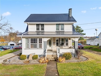 313 Nassau St E, East Canton, OH 44730