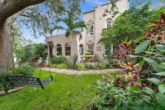 325 49th St N, Saint Petersburg, FL 33710