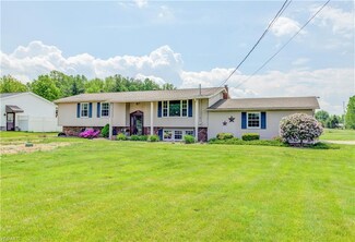 480 Center St E, Warren, OH 44481