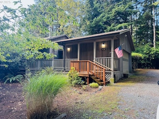 88468 Trout Pond Ln, Bandon, OR 97411