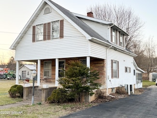 48 Old Rd, Montgomery, PA 17752