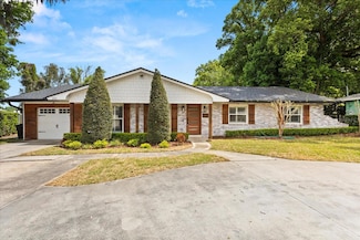 201 Cedarwood Dr, Maitland, FL 32751