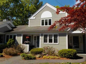 70 Heather Ct Unit U67, Nashua, NH 03062
