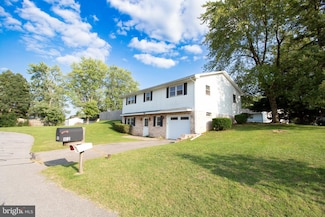 102 Clarindon Place, Carlisle, PA 17013