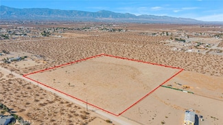 11111 Johnson Rd, Phelan, CA 92371