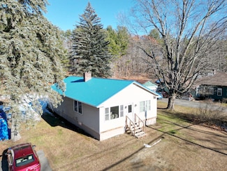 66 Waterville Rd, Norridgewock, ME 04957