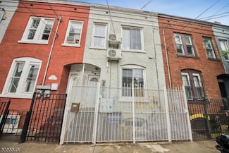 126 Highland Ave, Newark, NJ 07104
