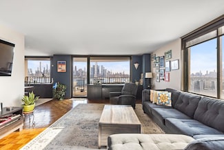 380 Mountain Rd Unit 304, Union City, NJ 07087