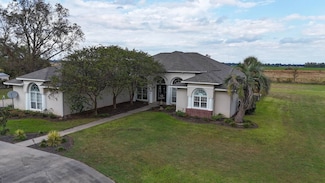 1577 S Blankston Rd, Columbia, LA 71418