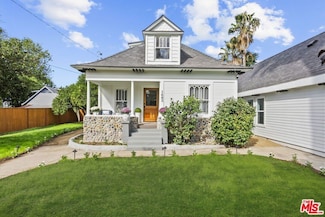 1465 Navarro Ave, Pasadena, CA 91103