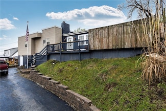 4310 Glencairn St, West Mifflin, PA 15122