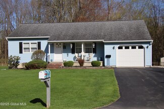 10 Stephen Rd, Schenectady, NY 12302