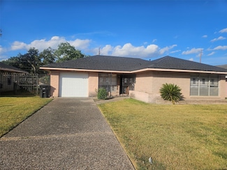 2810 Monticello Dr, Houston, TX 77045