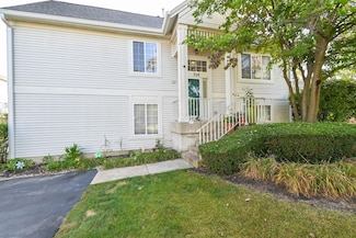 714 S Rosehall Ln Unit 3, Round Lake, IL 60073