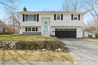 17 Northeast Ln, South Portland, ME 04106