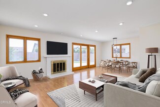 1188 Milligan Dr, Camarillo, CA 93010