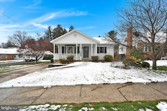 1308 Oak Ln, New Cumberland, PA 17070