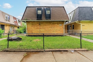11555 S Racine Ave, Chicago, IL 60643