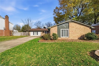 222 Commodore Dr, Hampton, VA 23669