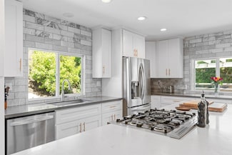 2528 Windmill View Rd, El Cajon, CA 92020