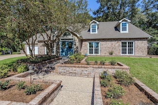 1758 Applewood Rd, Baton Rouge, LA 70808