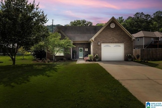 900 Park Ave, Oneonta, AL 35121