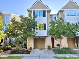 6719 35th Place S, Seattle, WA 98118
