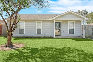 48 Duffy St, Westwego, LA 70094