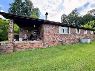 2287 Trace Rd, Gunlock, KY 41632