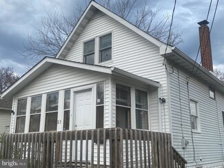 21 Holly Rd, Lindenwold, NJ 08021