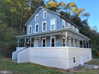 6888 State Route 225, Elizabethville, PA 17023