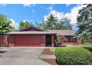 2486 Blackburn St, Eugene, OR 97405