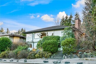 6255 51st Ave NE, Seattle, WA 98115