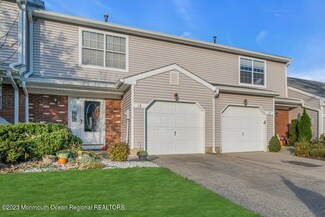 16 Birch Ln, Eatontown, NJ 07724