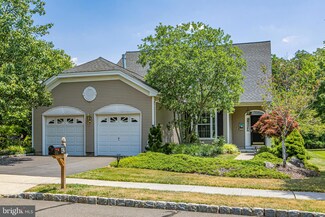 42 Stanford Rd E, Pennington, NJ 08534