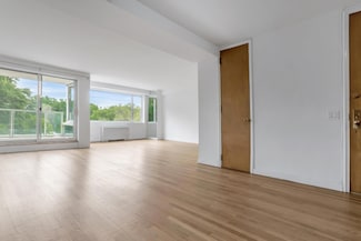 116 Central Park S Unit 4N, New York, NY 10019