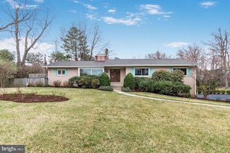 11500 Le Havre Dr, Potomac, MD 20854