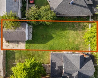 1245 Shepard St, Indianapolis, IN 46221