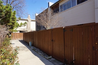2702 Douglas Ave Unit 137, Dallas, TX 75219