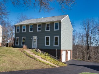 2536 Country Side Ln, Wexford, PA 15090