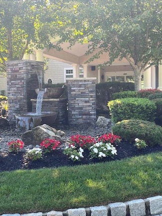 48 Encore Blvd, Eastport, NY 11941