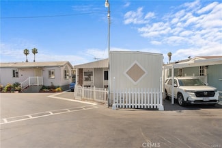 20315 Denker Unit 39, Hawthorne, CA 92501