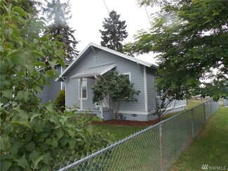 204 Centre St, Rainier, WA 98576