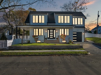 278 Hillside Ave, Arlington, MA 02476