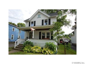 112 W Filbert St, East Rochester, NY 14445