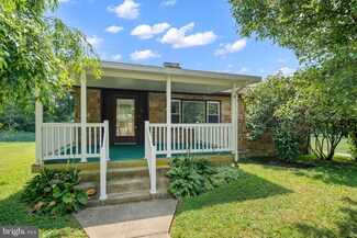 16 W 3rd St, Avondale, PA 19311
