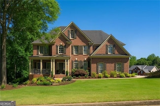 825 River Trace Ct, Suwanee, GA 30024