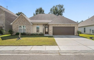 444 Tiger Ave, Covington, LA 70433