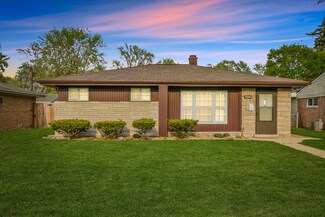 17247 Park Ave, Lansing, IL 60438