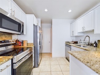 572 Mananai Place Unit 20, Honolulu, HI 96818